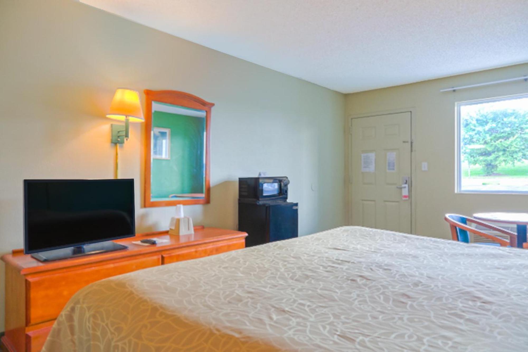 Economy Inn By Oyo אשבורן מראה חיצוני תמונה